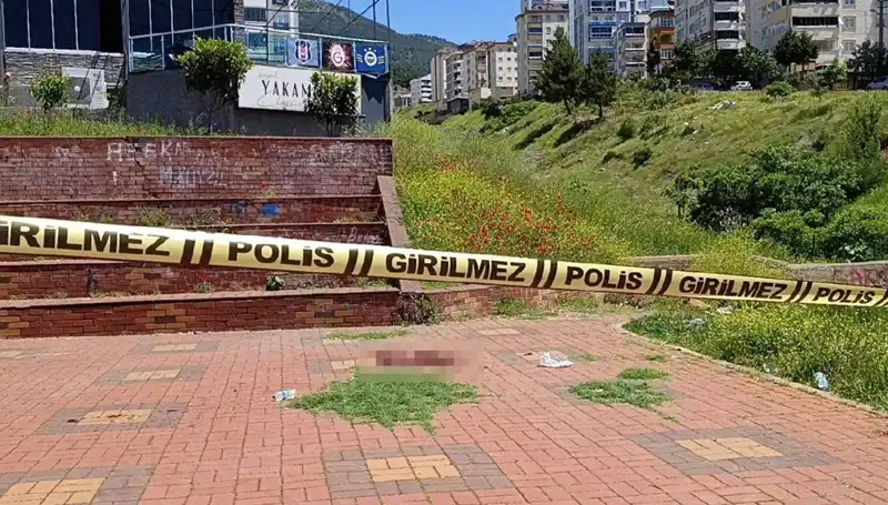 Kahramanmaraş’ta Bıçaklı Kavga Şoku: Bir Kişi Ağır Yaralandı