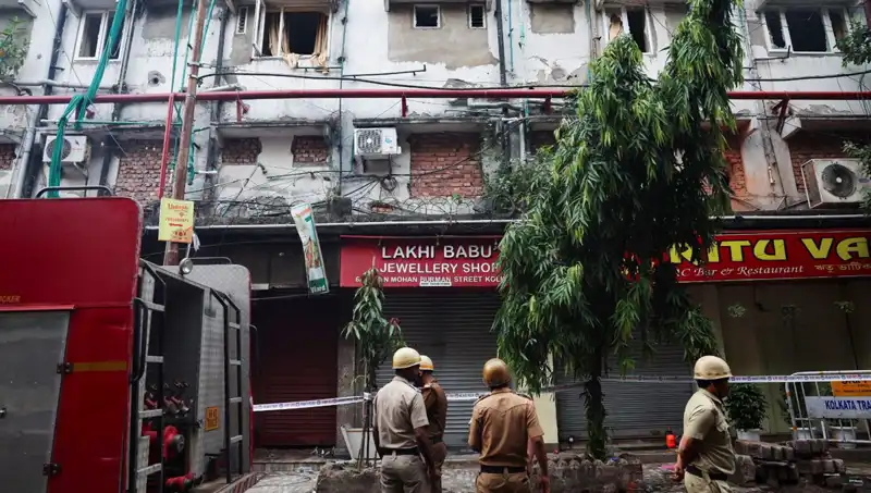 Hindistan'daki Otel Yangınında Korkunç Bilançoya Ulaşan 15 Kayıp