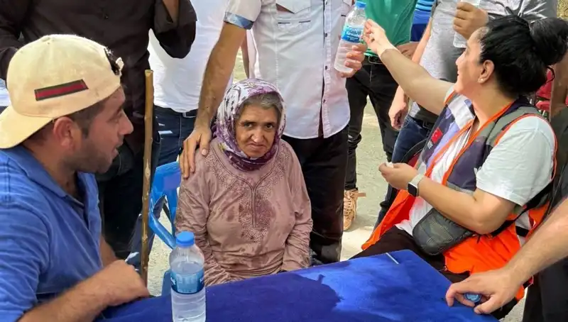 Üç Gün Kaybolan Kadın, Piknikçiler Sayesinde Hayatta Bulundu!