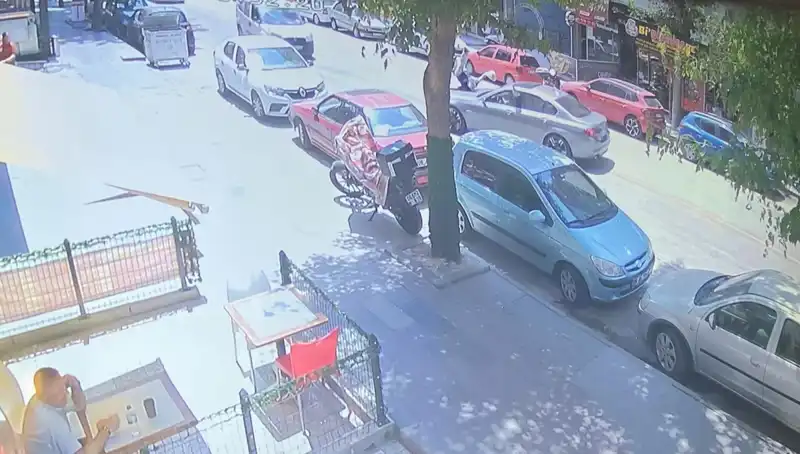 Karşıdan Karşıya Geçerken Yaşanan Kaza: Eyvanlılar Şokta!