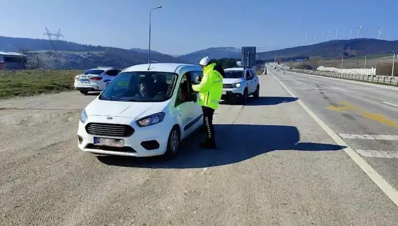 Son Hafta İçinde Yarım Milyon Sürücüye Ceza Kesildi: Trafik Cezalarının Arkasında Ne Var?