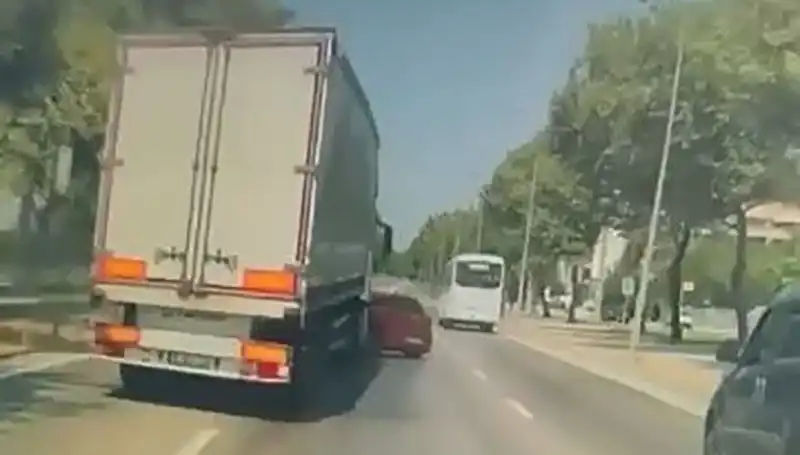 Bursa'da Kör Nokta Kazası: Şehrin Güvenliği Yeniden Gündemde