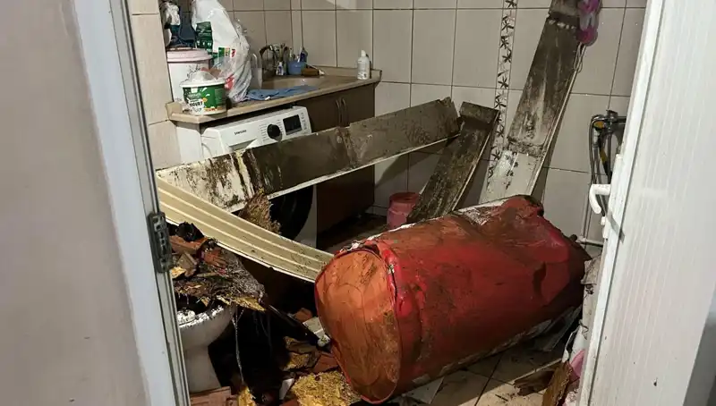 Ege Bölgesi'nde Fırtına Sonrası Hayat Durma Noktasına Geldi