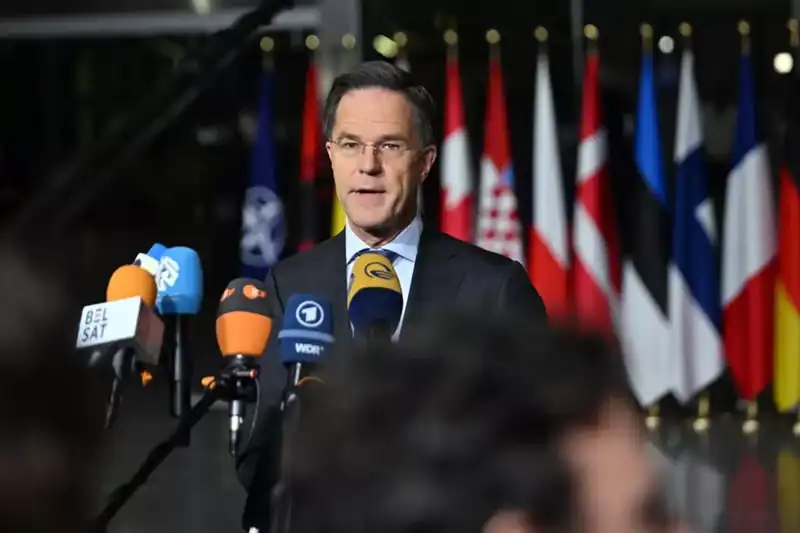 NATO'dan Putin'in "Savaşa Hazırız" Restine Sert Yanıt Geldi