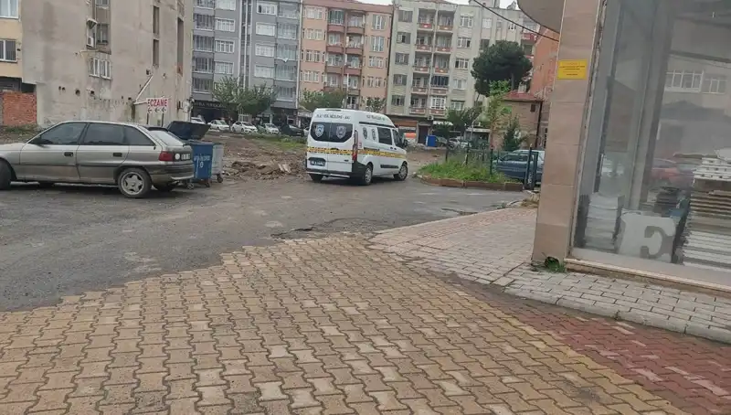4. Kattan Düşen Kadın Hayat Mücadelesi Veriyor: Şok Edici Olay