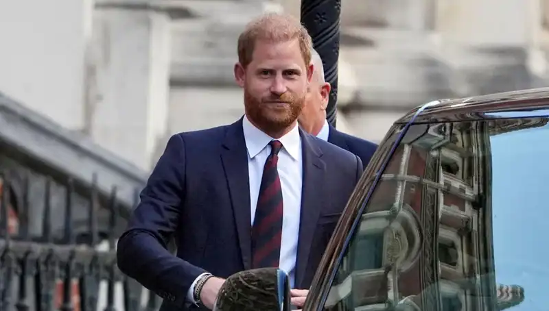 Prens Harry: Aileyle Barışmanın Gerekliliği ve Kişisel Yolculuğu