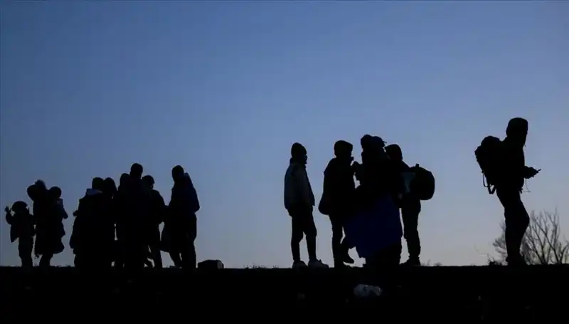 Edirne'de Tarihi Göçmen Operasyonu: 21 Düzensiz Göçmen Yakalandı!