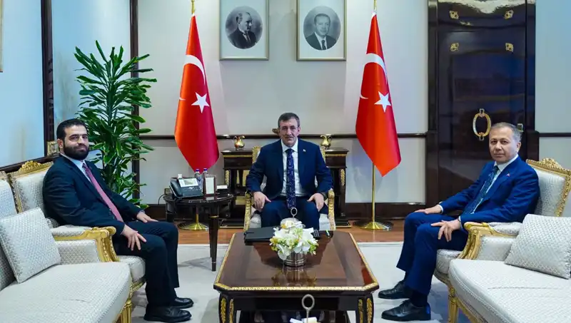 Suriye İçişleri Bakanı'nın Sürpriz Ankara Ziyareti: Yeni Dönem mi Başlıyor?