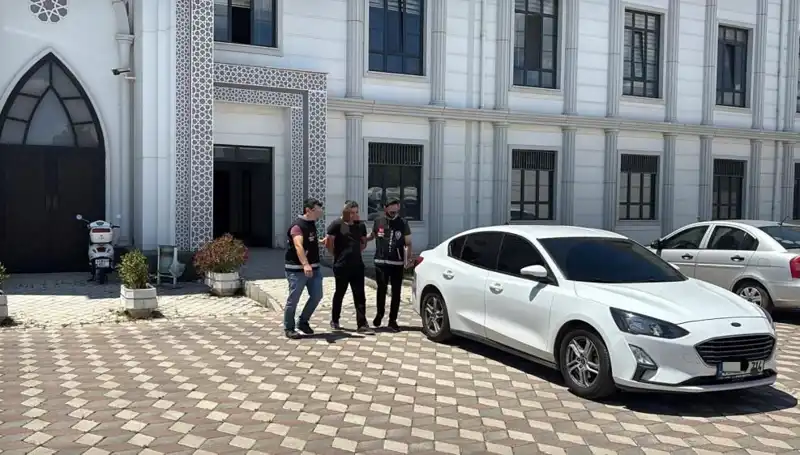 Kocaeli'de Gizemli Cinayet: Katil Zanlısı Yakalandı!