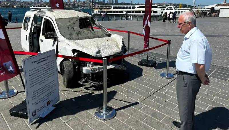 15 Temmuz Darbe Girişiminde Tankın Ezdiği Otomobiller Sergisi Açıldı