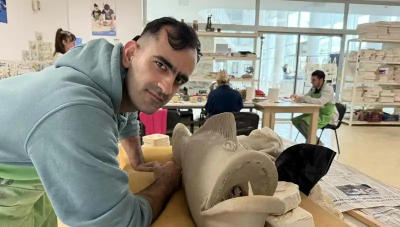 İşitme Engelli Rıfat Can, Başarısıyla Toplumun Umutlarına Işık Tutuyor