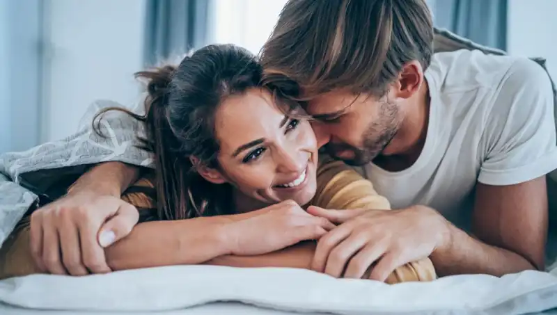 Eşinizle İlişkinizi Sarsabilecek 5 Gizli Konu