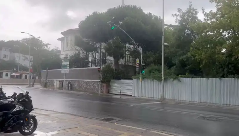 İstanbul’da Beklenen Sağanak Yağmur Geldi: Neler Olacak?