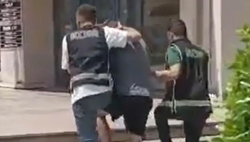 Sahte Döviz Skandalı: Turist, Yurt Dışına Sınır Dışı Edildi!