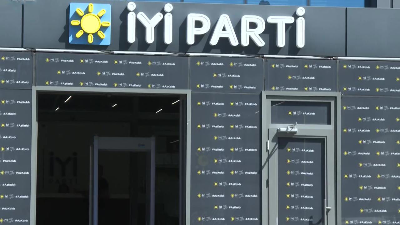 Karaman İyi Parti'den istifa etti